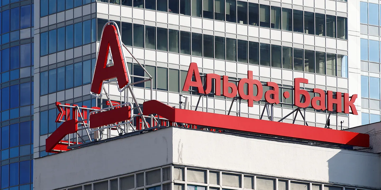 Alfa-Bank, Russia’s Largest Private Bank, Tests Crypto Trading Ahead of Regulatory Rollout