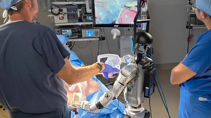 Surgeons Use Teleoperated Humanoid Robots to Perform Live Surgery For the First Time in Pre-clinical Trial