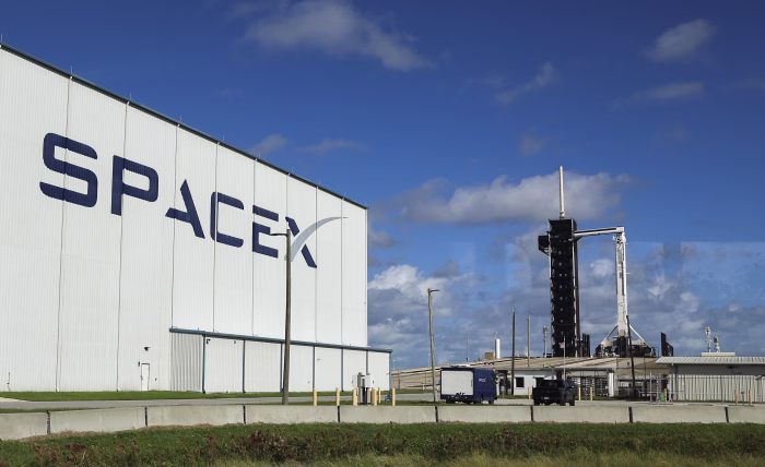 SpaceX Stock Jumps 7% on $14.6B Q3 Revenue Beat